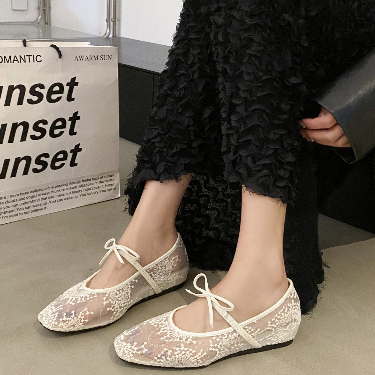 Damen Ballerinas mit zartem Spitzen-Design und eleganter Schleifenverzierung R&B