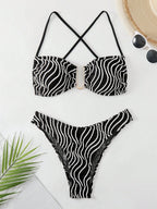Damen Bikini mit elegantem Schnitt und modernem Muster R&B