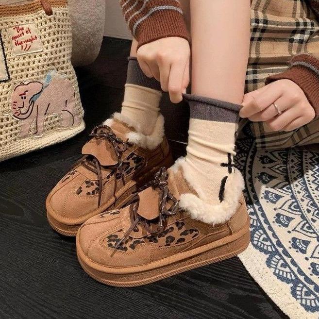 Damen Sneakers mit fellgefüttertem Innenfutter und Leopardenmuster R&B