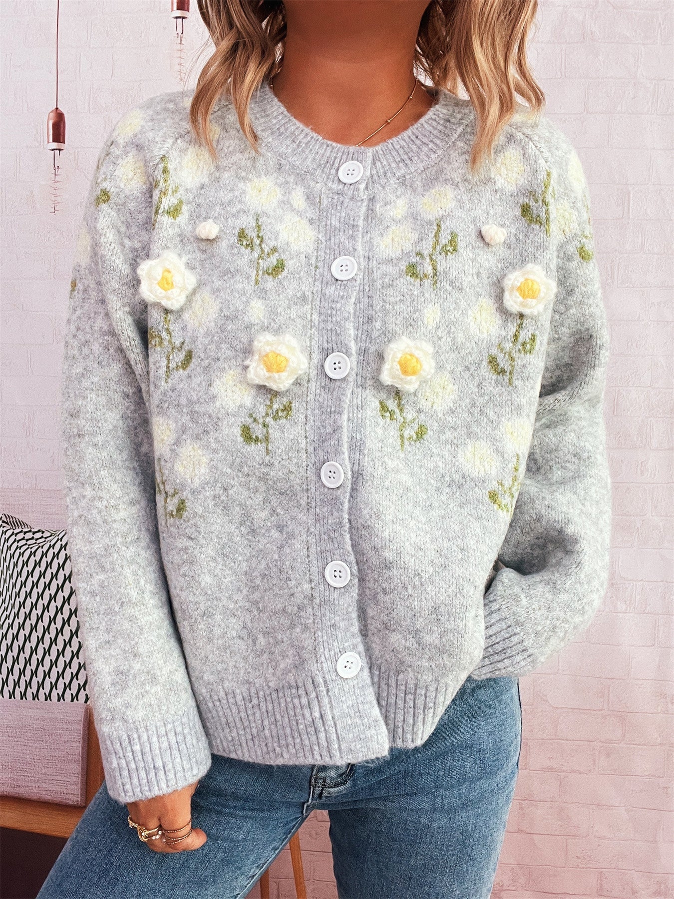 Damen Strickjacke mit floralem Design und Knopfverschluss R&B
