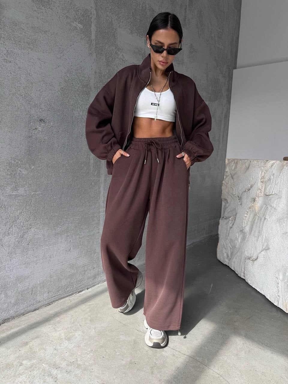 Damen sportliches Baumwoll-Jogginganzug mit lässiger Passform und praktischen Taschen R&B
