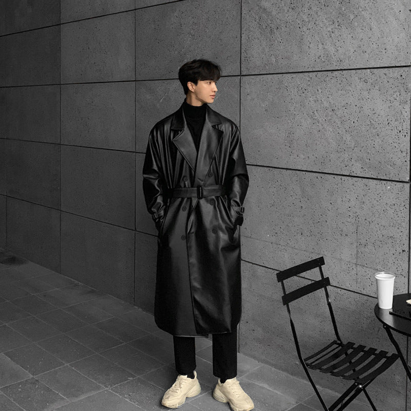Herren modischer Longtrenchcoat aus hochwertigem Kunstleder mit elegantem Schnitt R&B
