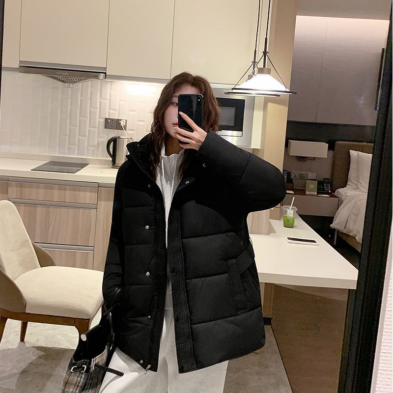 Damen gesteppte Winterjacke mit hohem Kragen und seitlichen Taschen