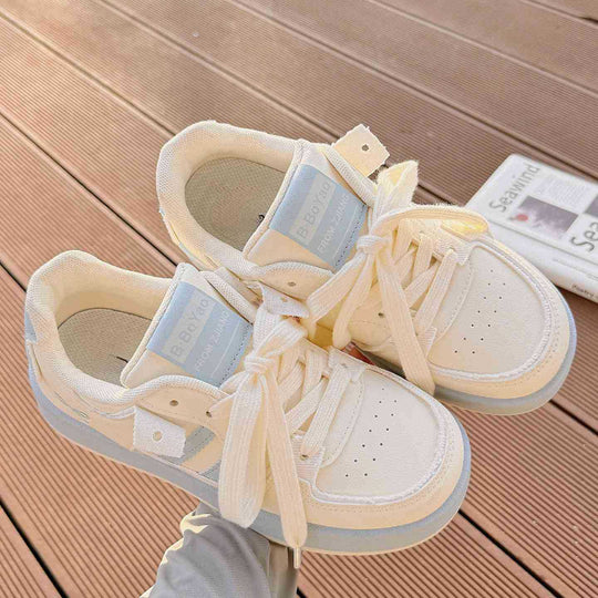 Damen Sportliche Sneakers mit modernen Akzenten und komfortabler Dämpfung R&B