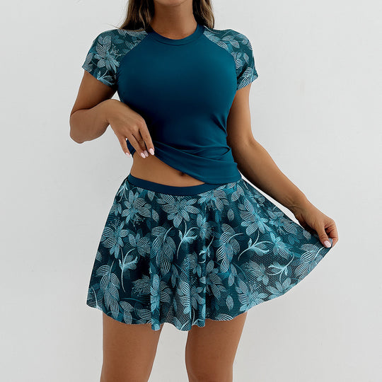 Damen Sportliches Badeset mit modischer Rüschenshort R&B