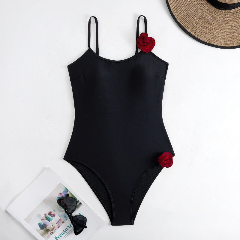 Damen Einteiler Badeanzug mit dekorativen Blumenapplikationen und elegantem Wickelrock R&B