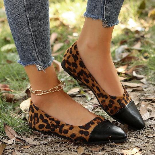 Damen Ballerinas mit eleganten Leopardenprint und modischem Spitzen-Zehenbereich R&B