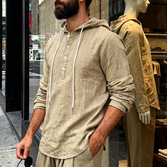 Herren nan Kapuzenshirt aus Leinenmix mit halber Knopfleiste und Nadelstreifen R&B
