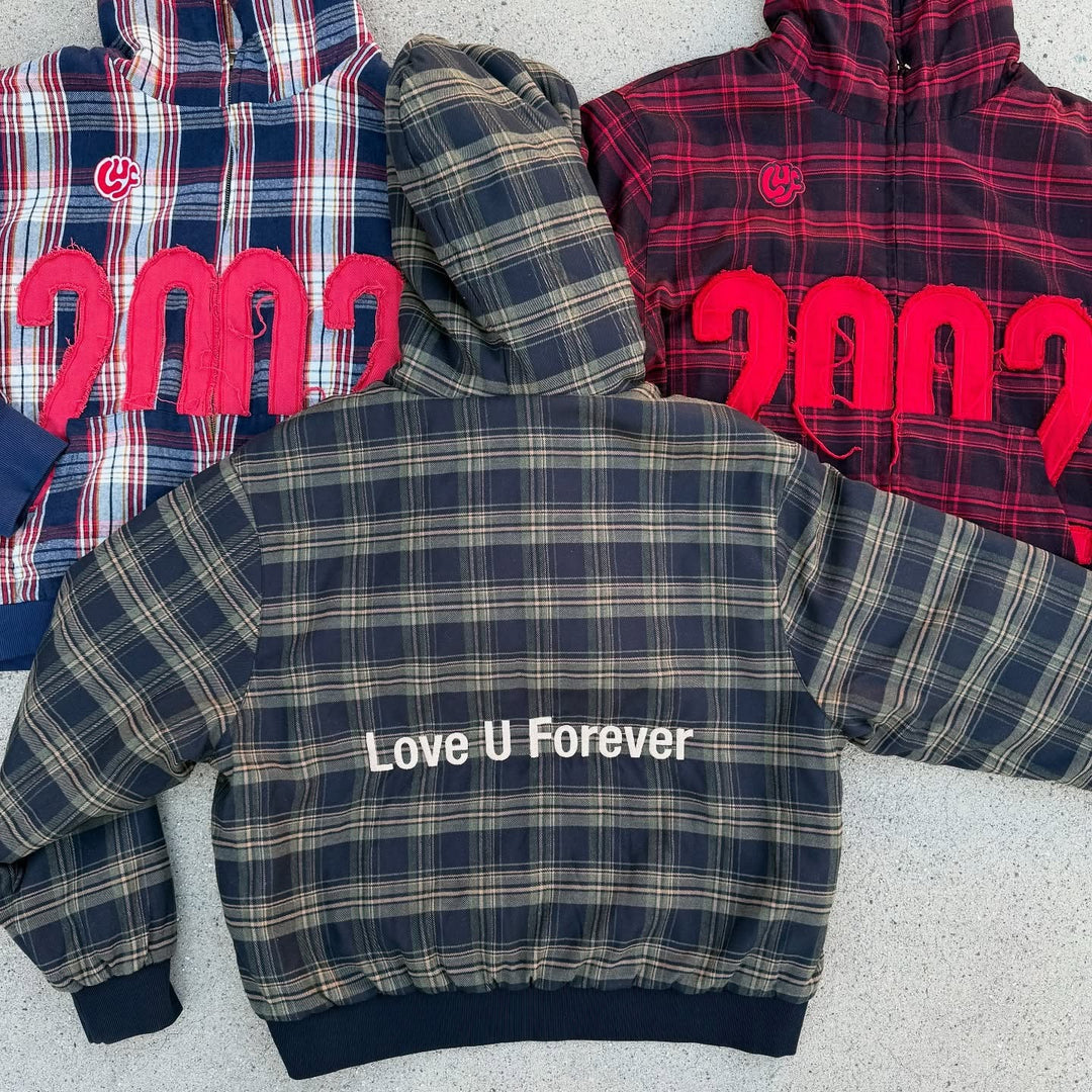 Unisex nan karierter Kapuzenpullover mit fransiger Jahreszahl-Applikation und Rippbündchen R&B