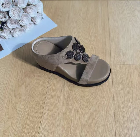 Damen elegante Keil-Pantoletten mit exklusiven Verzierungen R&B