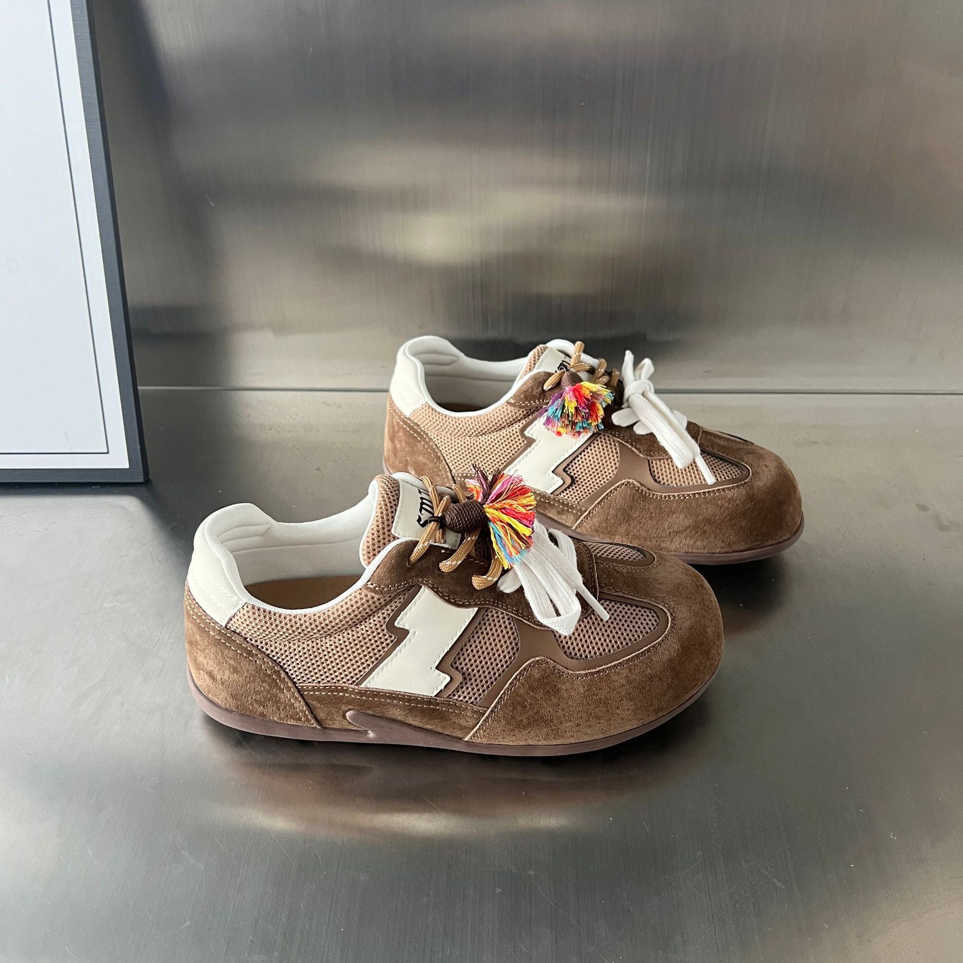 Damen Sportliche Freizeitsneakers mit farbigen Akzenten und atmungsaktiven Einsätzen R&B