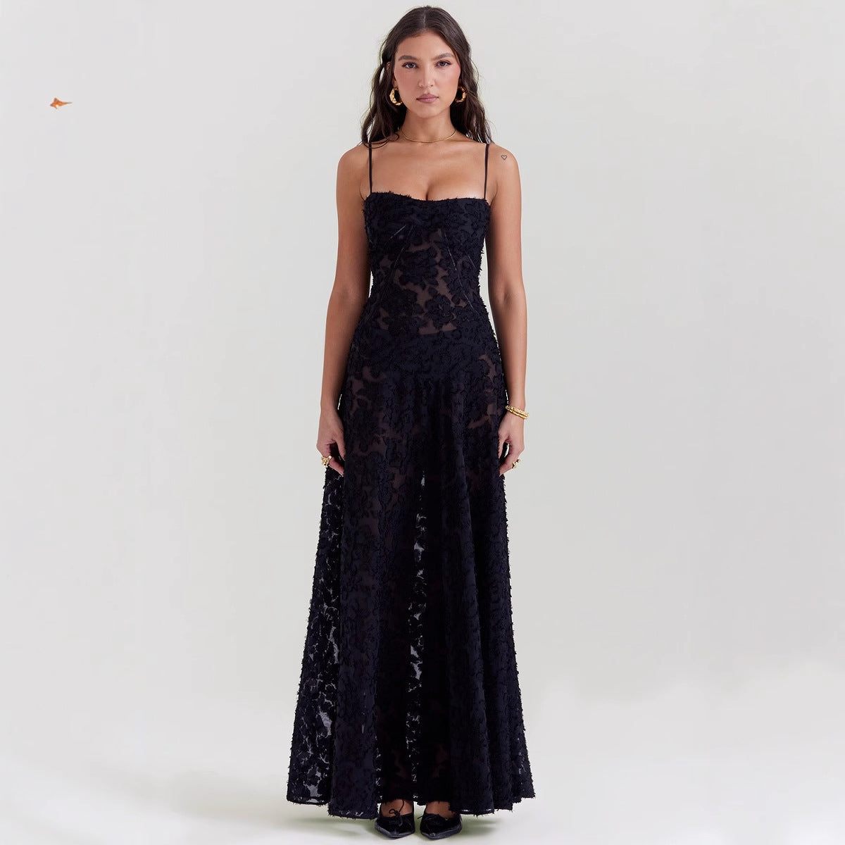 Damen Maxikleid mit dekorativem Spitzen-Oberteil und fließendem Rock R&B