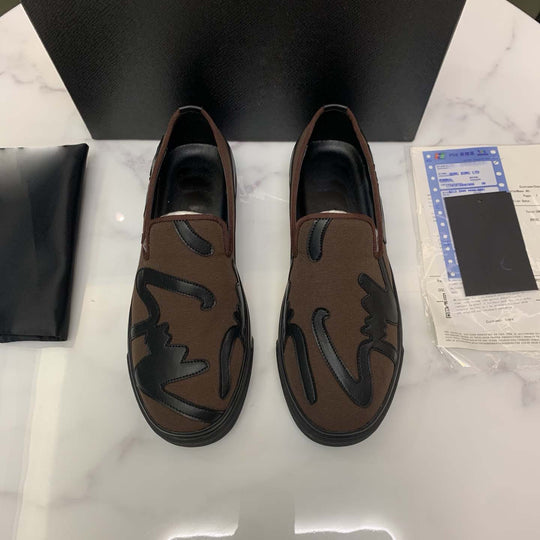 Damen Slip-On Sneakers mit auffälligem Design und rutschfester Laufsohle R&B