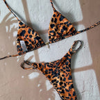 Damen Triangel-Bikini mit stilvollem Leopardenmuster und verspielter Verzierung R&B