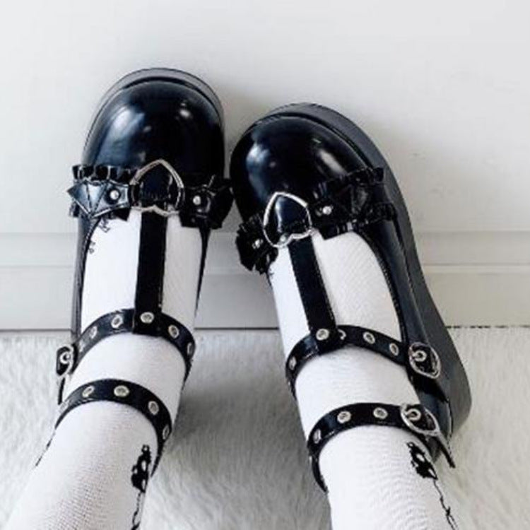 Damen Plateau-Schuhe mit modischem Riemen-Detail und robustem Profil R&B