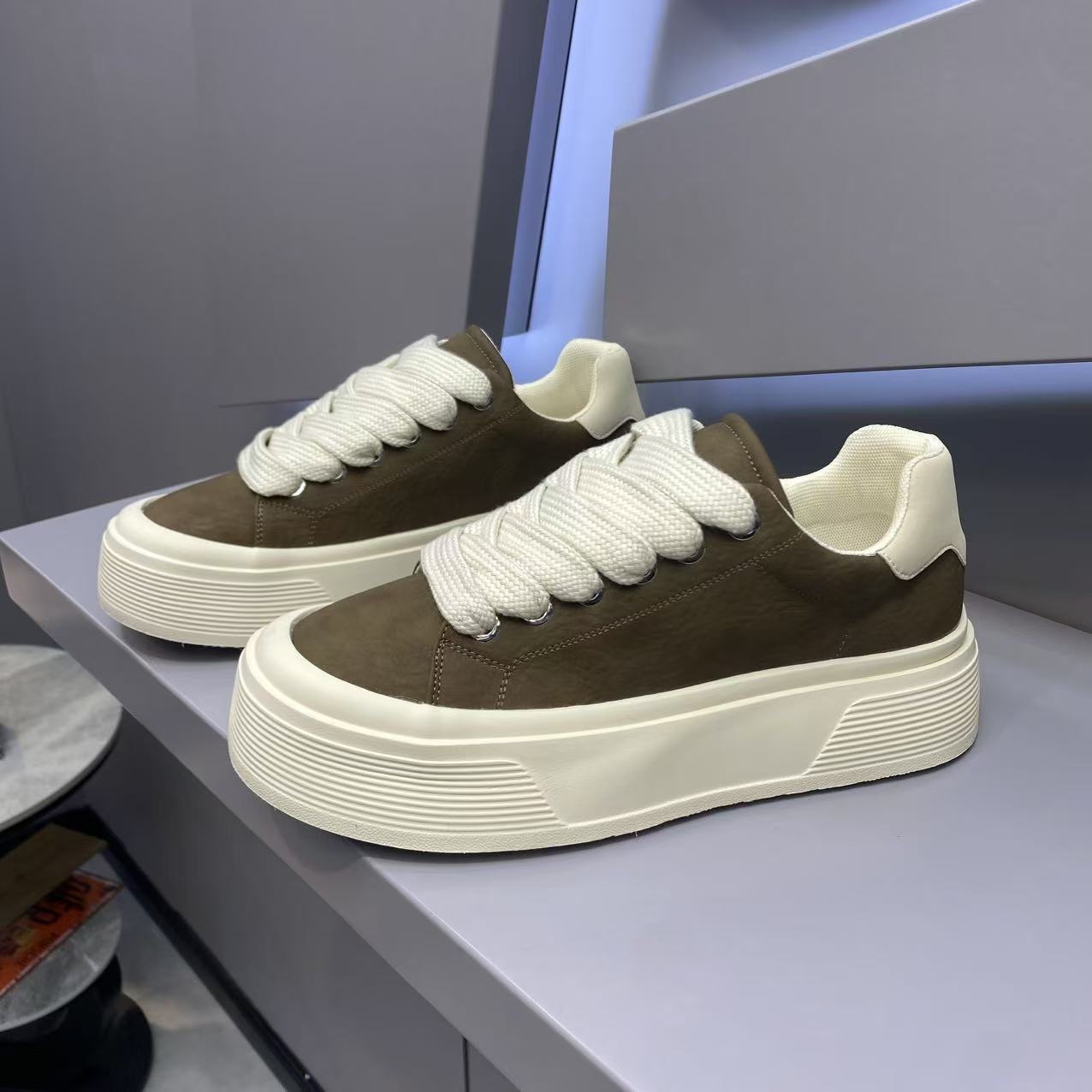 Damen Chunky Sneakers mit bequemer Dämpfung und rutschfester Sohle R&B