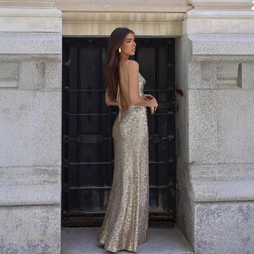 Damen Glamouröses Abendkleid mit tiefem Rückenausschnitt und schimmerndem Material R&B