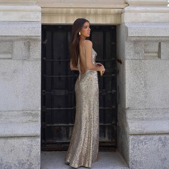 Damen Glamouröses Abendkleid mit tiefem Rückenausschnitt und schimmerndem Material R&B