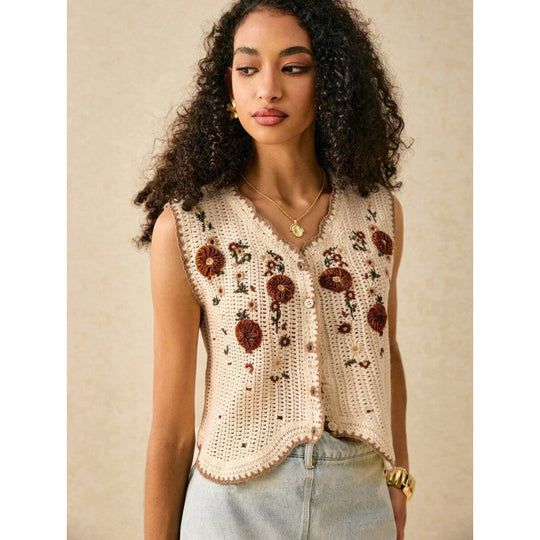Damen Strickjacke mit floralen Stickereien und Knopfdetails R&B