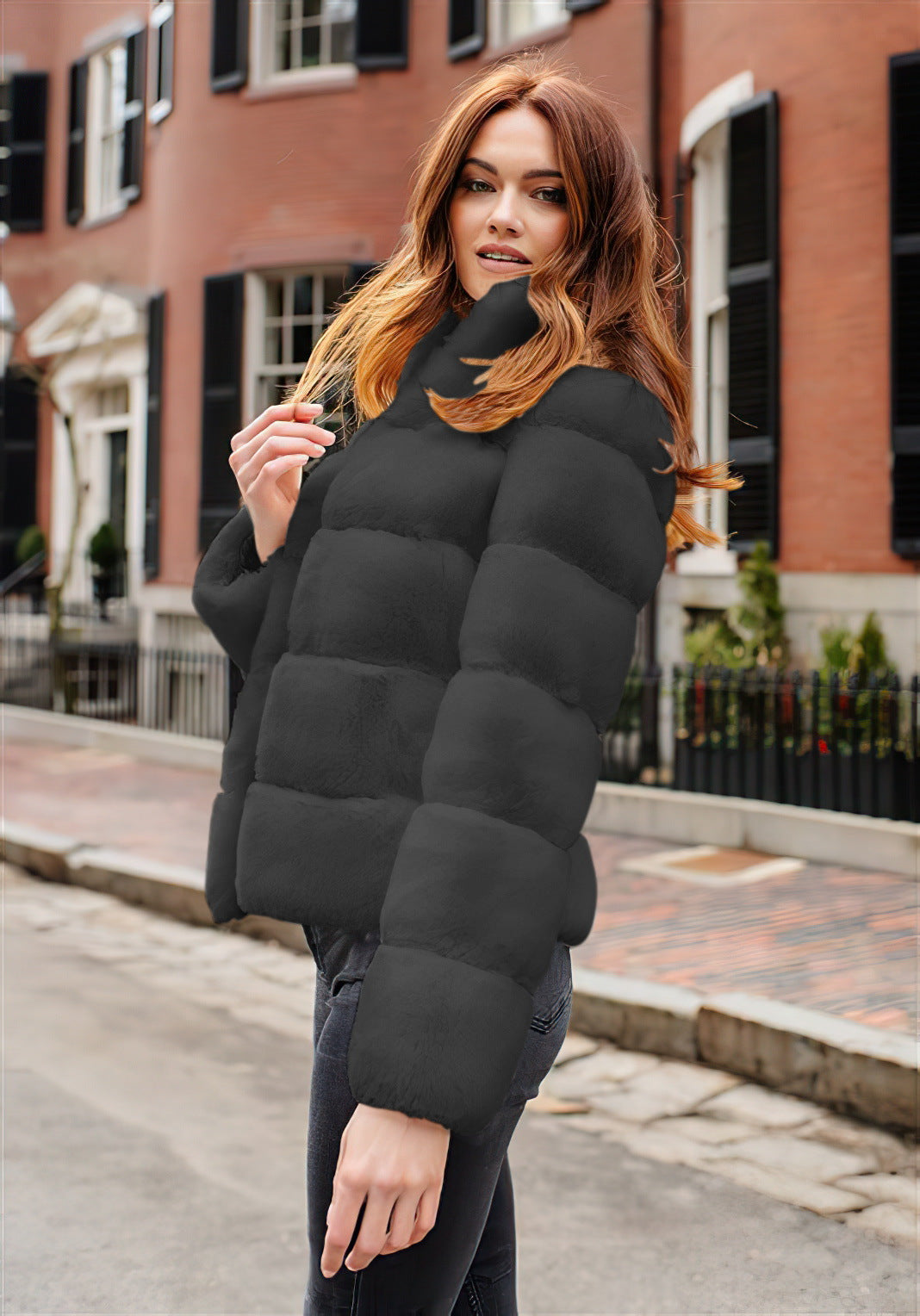 Damen Modische Daunenjacke mit hohem Kragen R&B