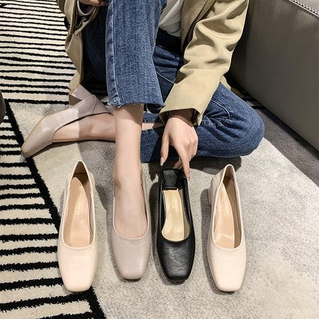 Damen elegante Blockabsatz-Pumps mit geschmeidiger Oberfläche
