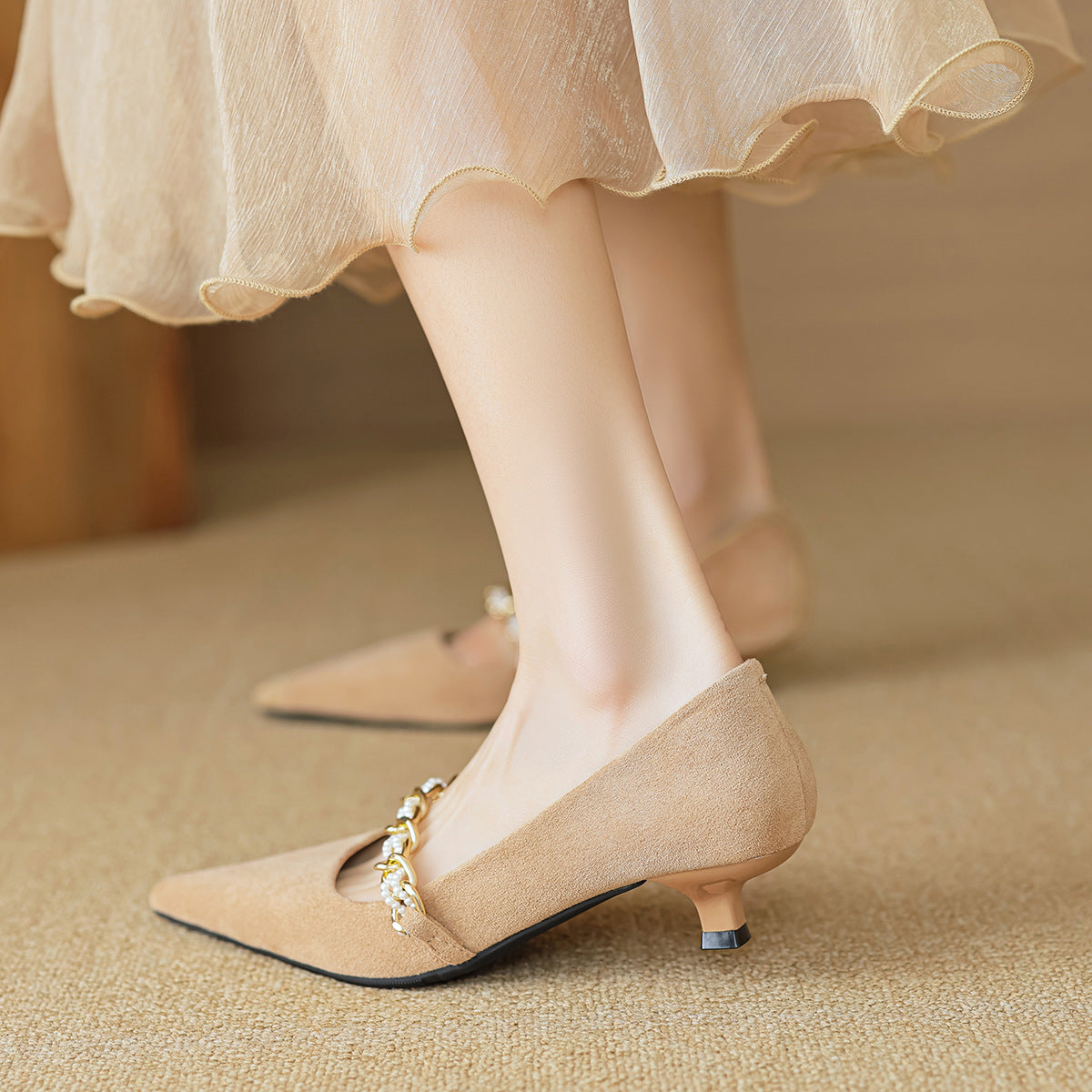 Damen elegante spitze Ballerinas mit modischer Kettenapplikation