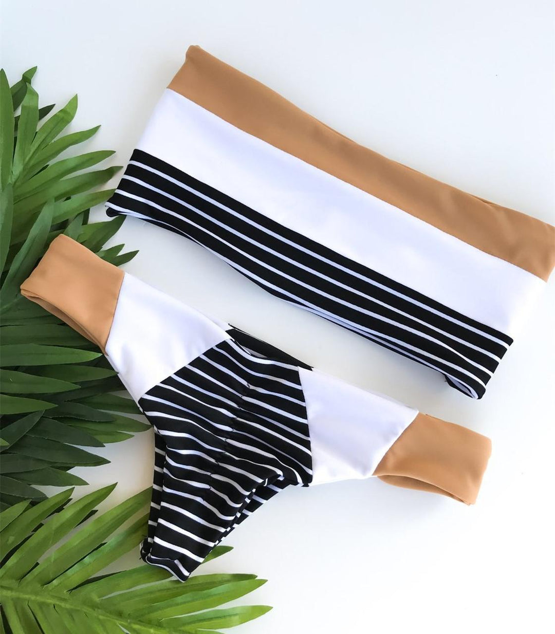 Damen Bandeau-Bikini mit trendigem Streifenmuster R&B