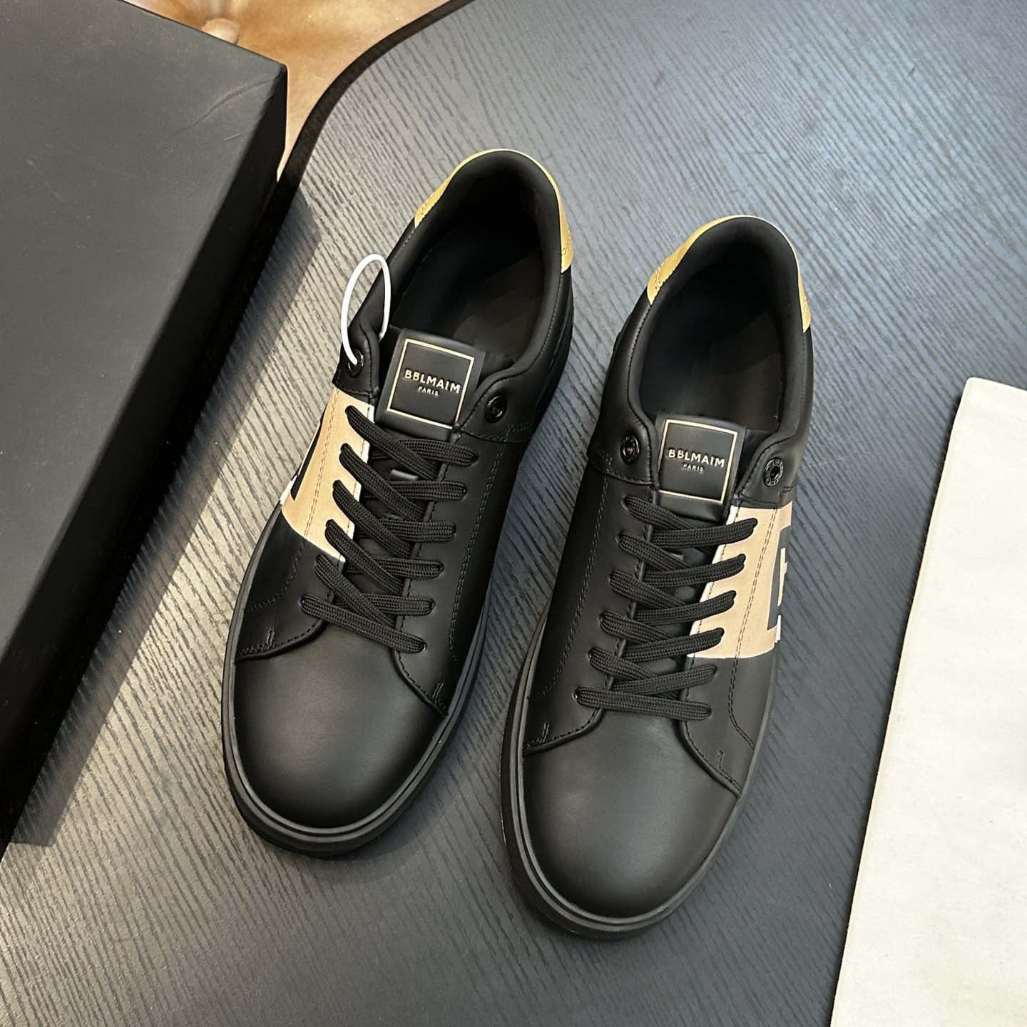 Damen Elegante Sneakers mit grafischem Design und robustem Profil R&B