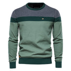 Herren Strickpullover mit modernem Farbblockdesign und feiner Struktur