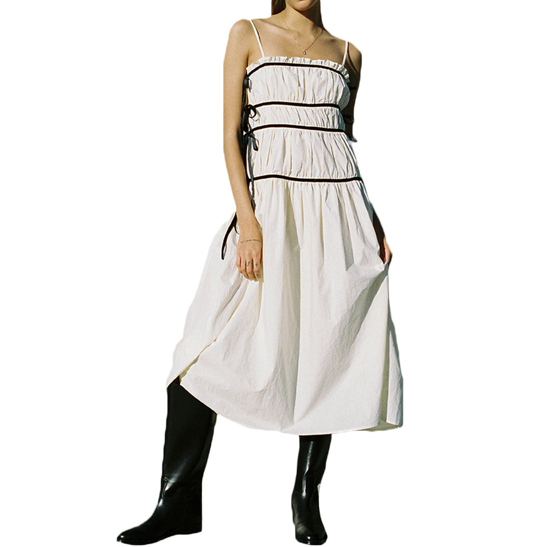 Damen Maxikleid mit verspieltem Rüschendesign und verstellbaren Trägern R&B