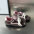 Damen Sportliche Sneakers mit atmungsaktiver Mesh-Oberfläche und eleganter Wildlederverzierung R&B