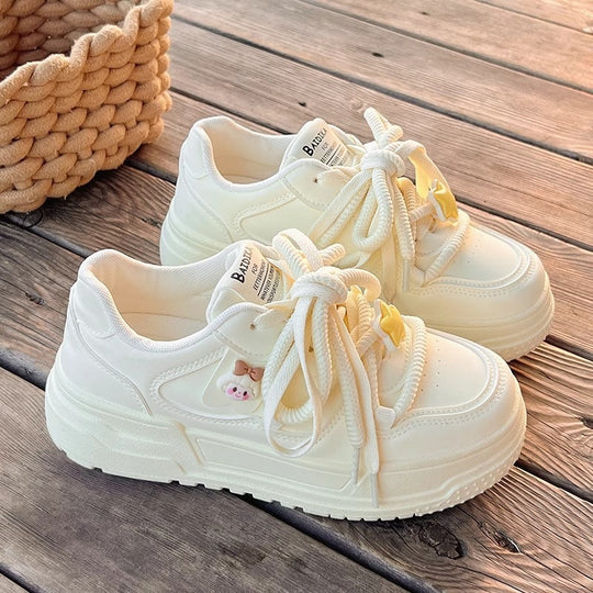 Damen Sportliche Sneakers mit verspielten Applikationen R&B