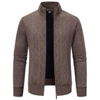 Herren elegante Strickjacke mit strukturiertem Zopfmuster und hohem Kragen R&B