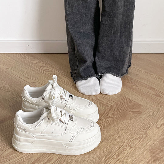 Damen Sportliche Plateau Sneaker mit ausgeprägter Dämpfung und modischem Design R&B