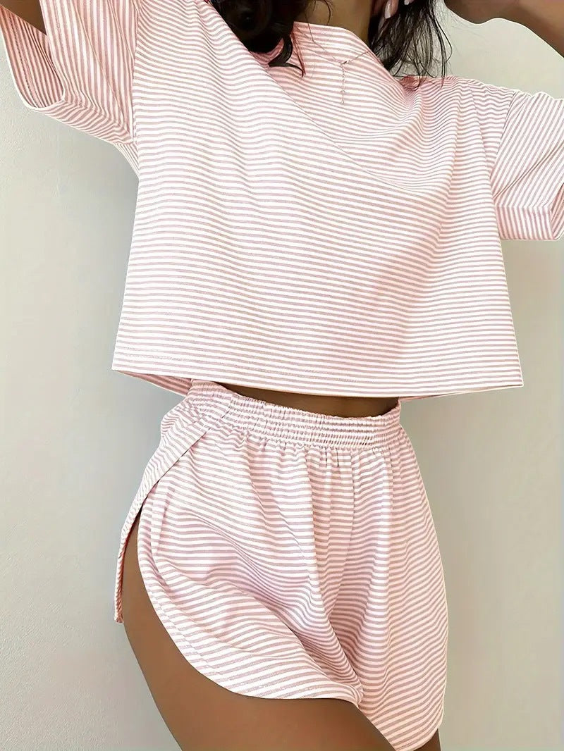 Damen lässiges Set aus T-Shirt und Shorts mit seitlichen Schlitzen R&B