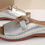 Damen Elegante Mules mit modischem Goldakzent und komfortablem Fußbett R&B