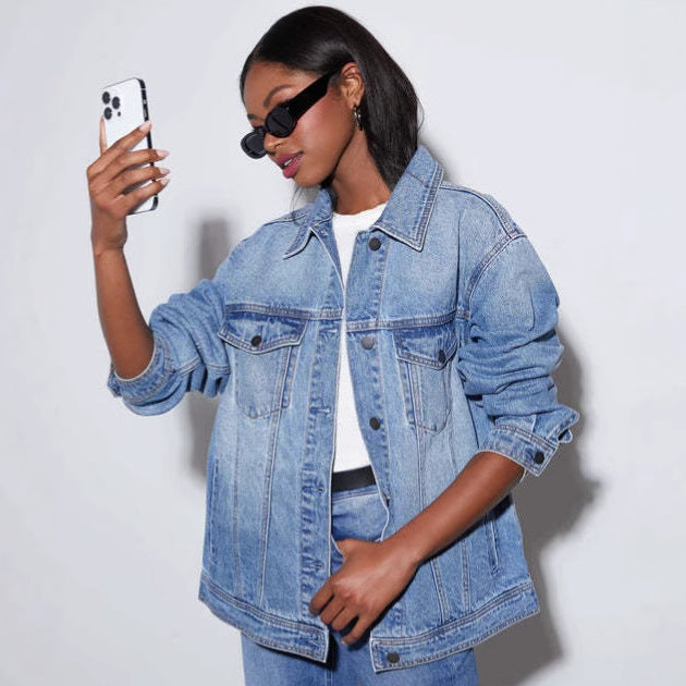Damen Oversized Denimjacke mit modernen Details R&B