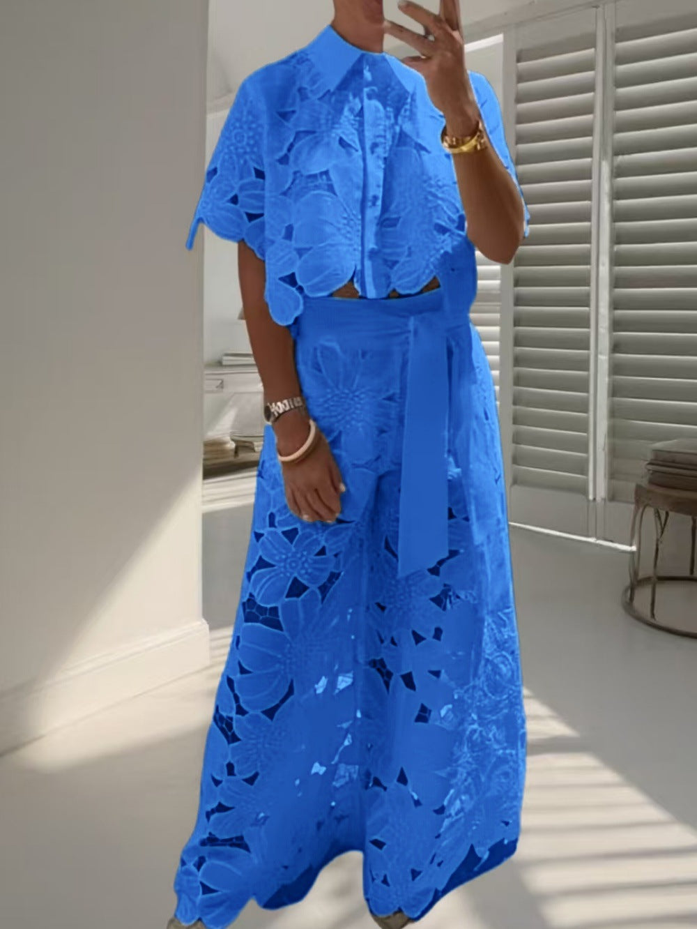 Damen nan zweiteiliges Spitzenensemble mit bauchfreier Bluse und weiter Palazzohose R&B
