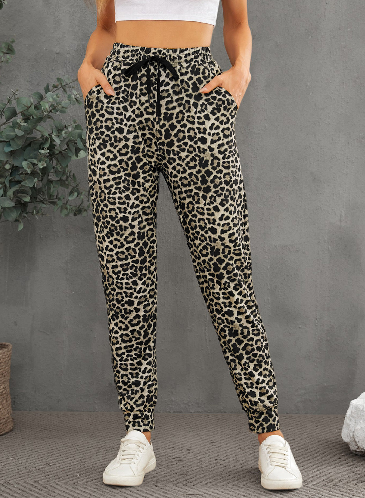 Damen Modische Sporthose im trendigen Leopardenmuster