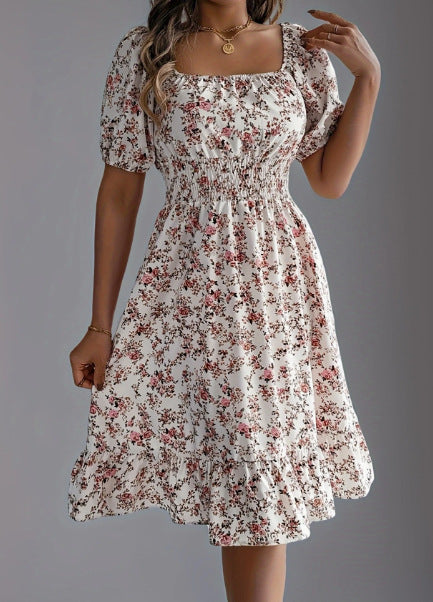 Damen sommerliches Blumenkleid mit Puffärmeln und Rüschensaum R&B