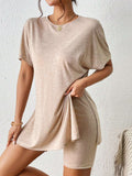 Damen Freizeit-Loungewear-Set mit weichem Kurzarmoberteil und passendem Radlerhosen R&B