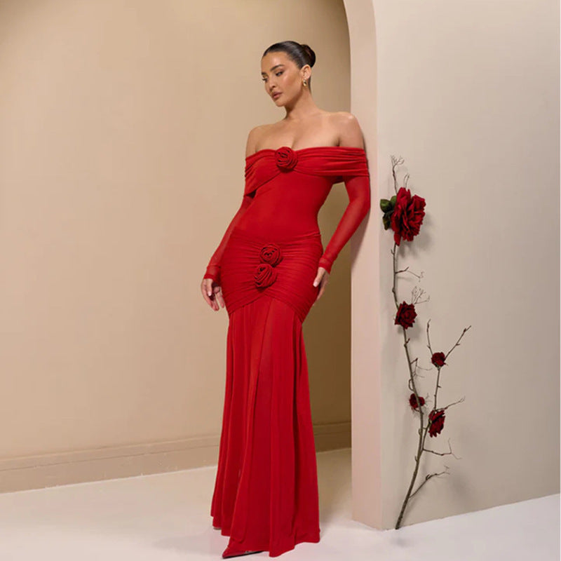 Damen Maxikleid mit schulterfreier Silhouette und dekorativen Rosen R&B