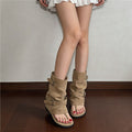 Damen Sandalen mit Raffungen und modischen Schnallen R&B