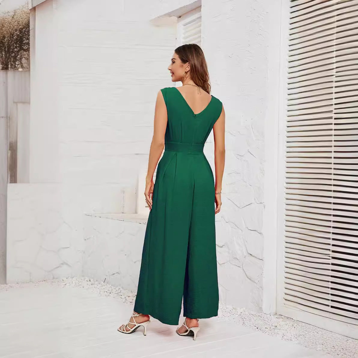 Damen Jumpsuit mit V-Ausschnitt und weitem Bein R&B