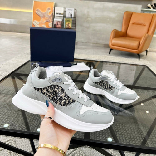 Damen Lifestyle Sneakers mit atmungsaktiver Mesh-Oberfläche und dämpfender Sohle R&B