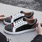 Damen Sneakers mit funkelndem Obermaterial und Nieten-Design