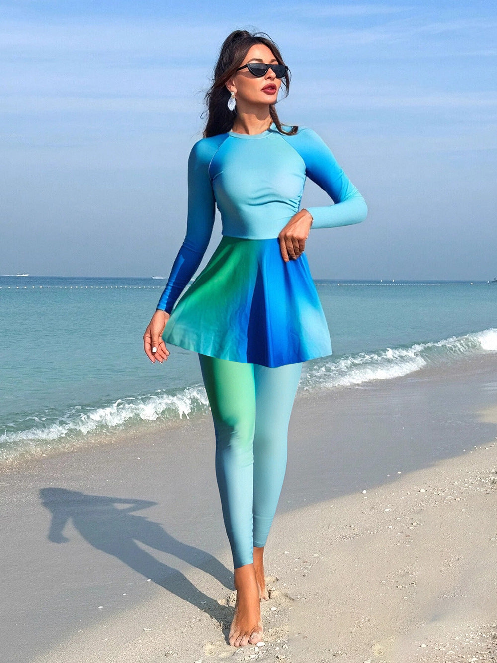 Damen Mode-Schwimmanzug mit langen Ärmeln und schwingendem Rock R&B