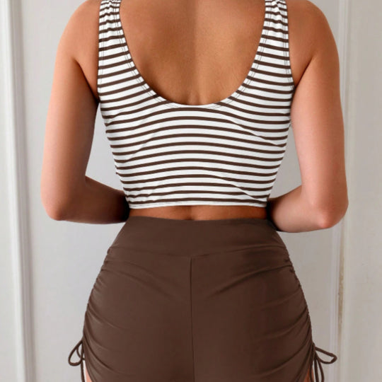Damen Crop-Top und hochgeschnittene Shorts mit Wickeldesign R&B