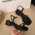 Damen elegante Sandalen mit verziertem Riemendesign und komfortablem Blockabsatz EB