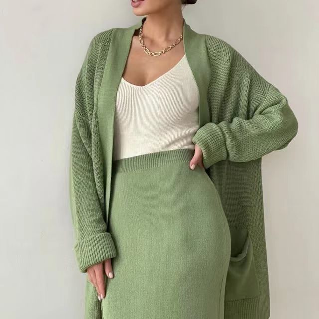 Damen Elegantes Strick-Set mit Rückenschlitzen und lässiger Passform R&B